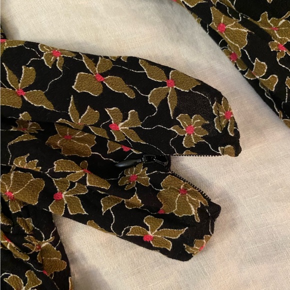 ASOS Vera Moda Gathered Top, Size L - Picture 6 of 6